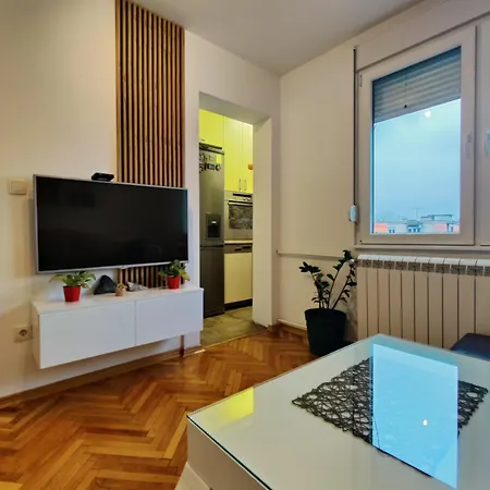 Petra Apartamento Novi Sad