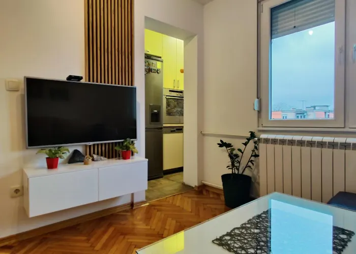 Petra شقة نوفي ساد